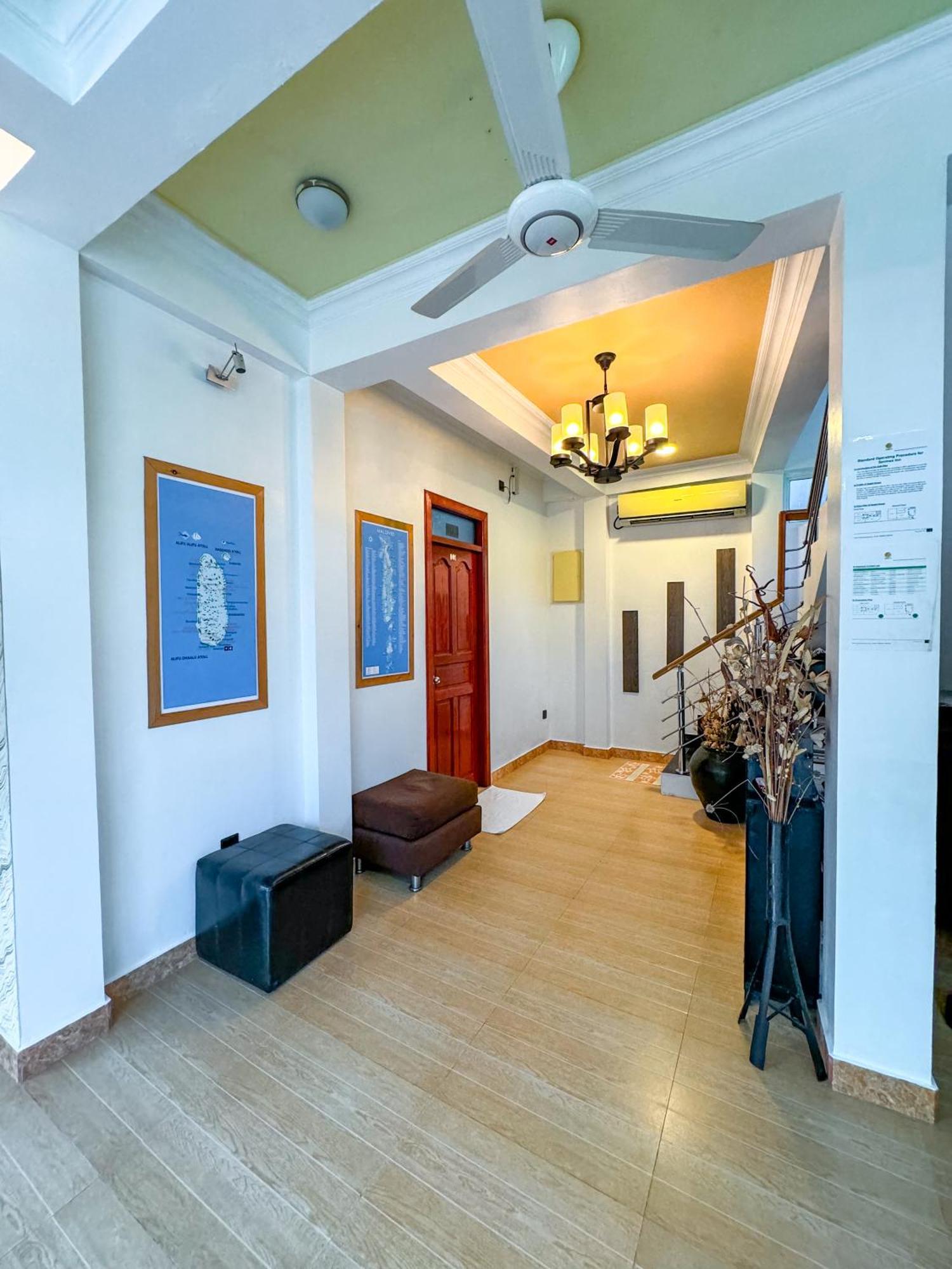 Sevinex Inn Feridhoo Exterior photo